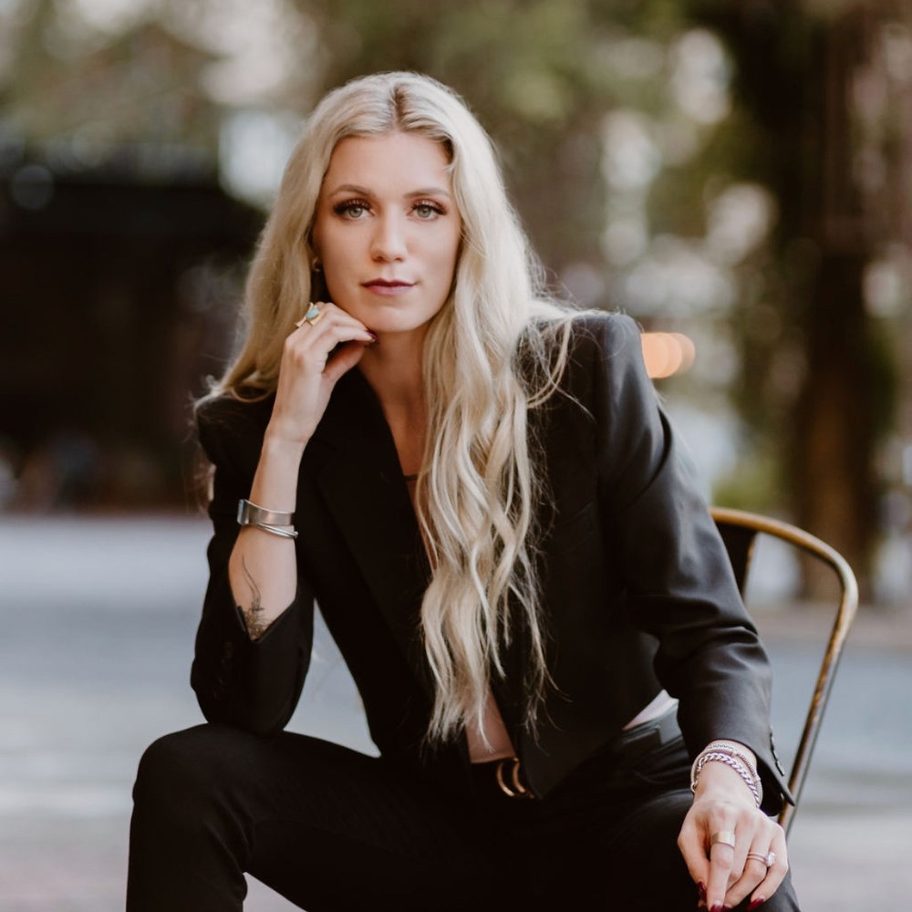 Meet your Posher, Jessica